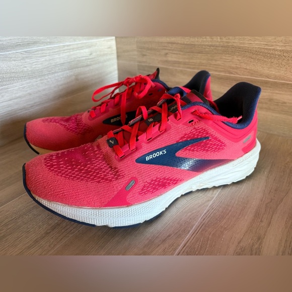 Brooks Launch GTS 9 Running Shoes, Pink, Women's 9.5 - Picture 1 of 16